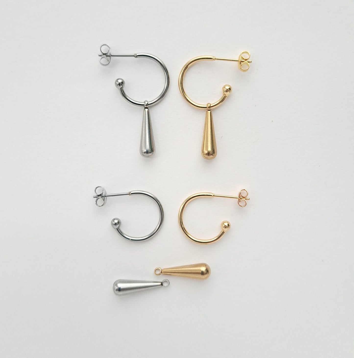 KIRA Short Teardrop Earrings | Gold