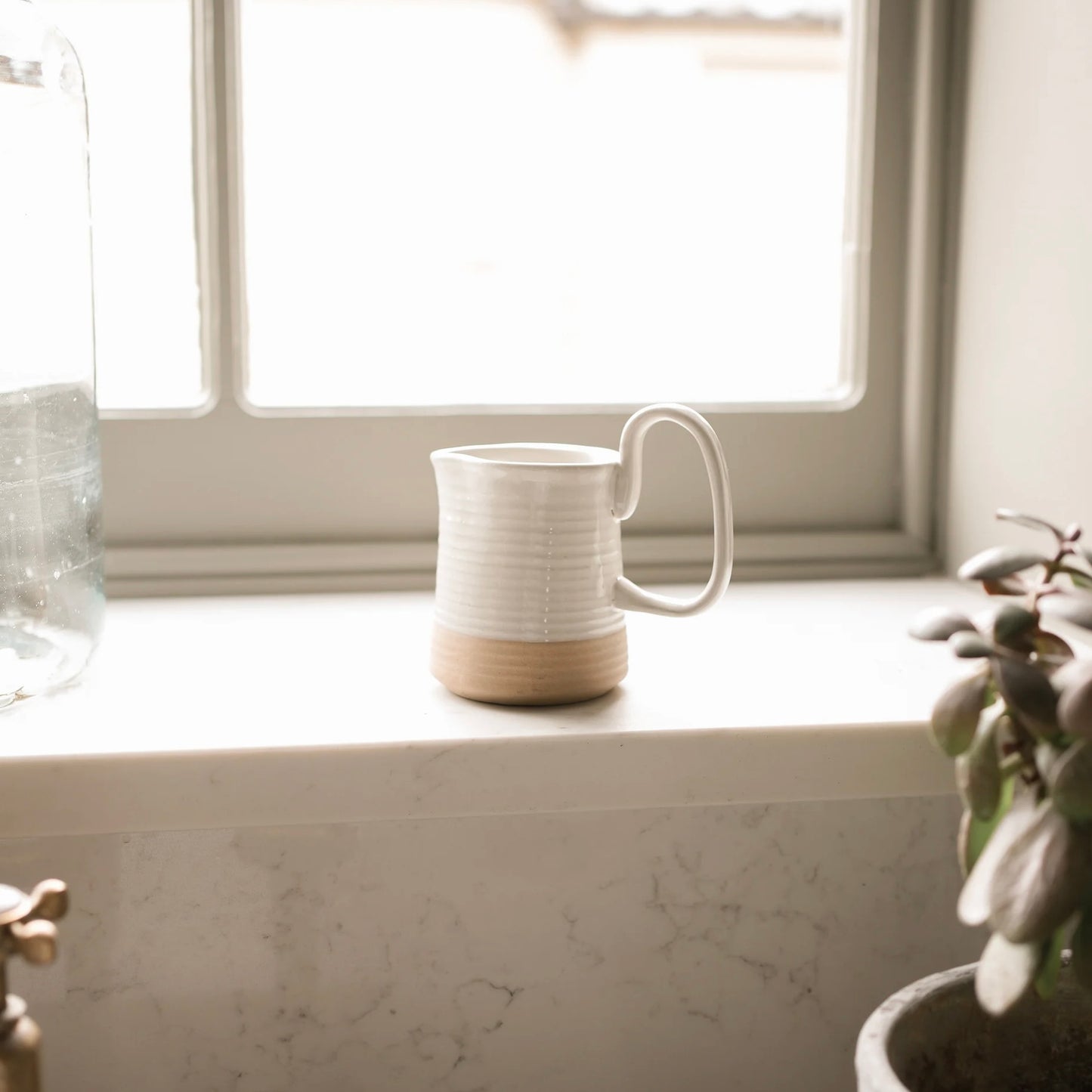 Stoneware Kulampu Jug | Milk White