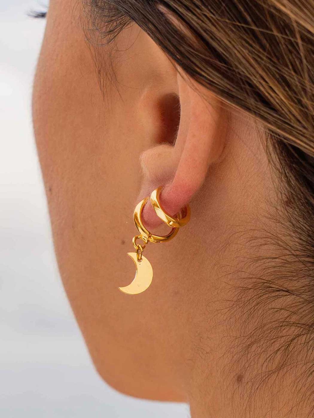 Ava Faceted Huggie Hoops