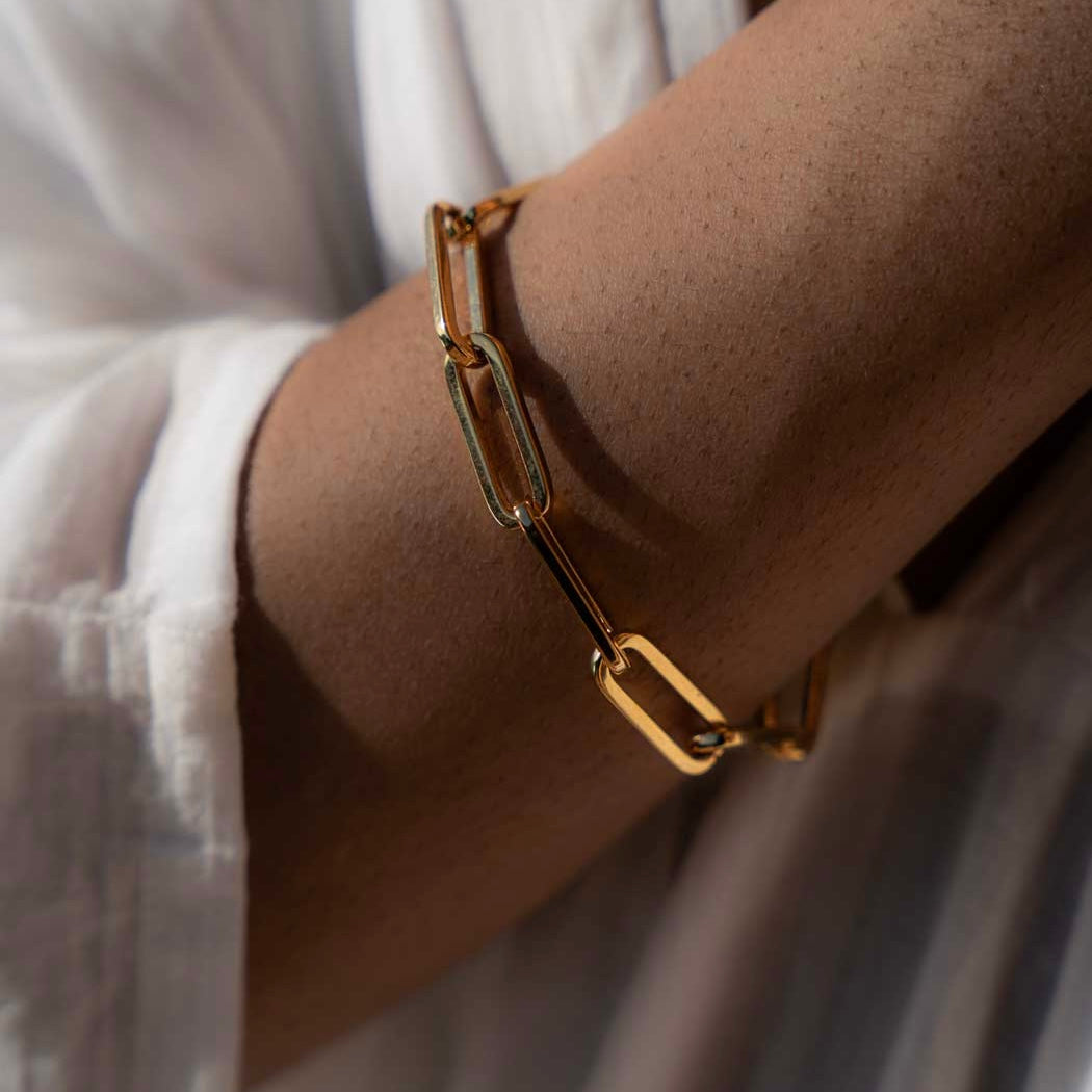 Lucy Large Oval Link Bracelet