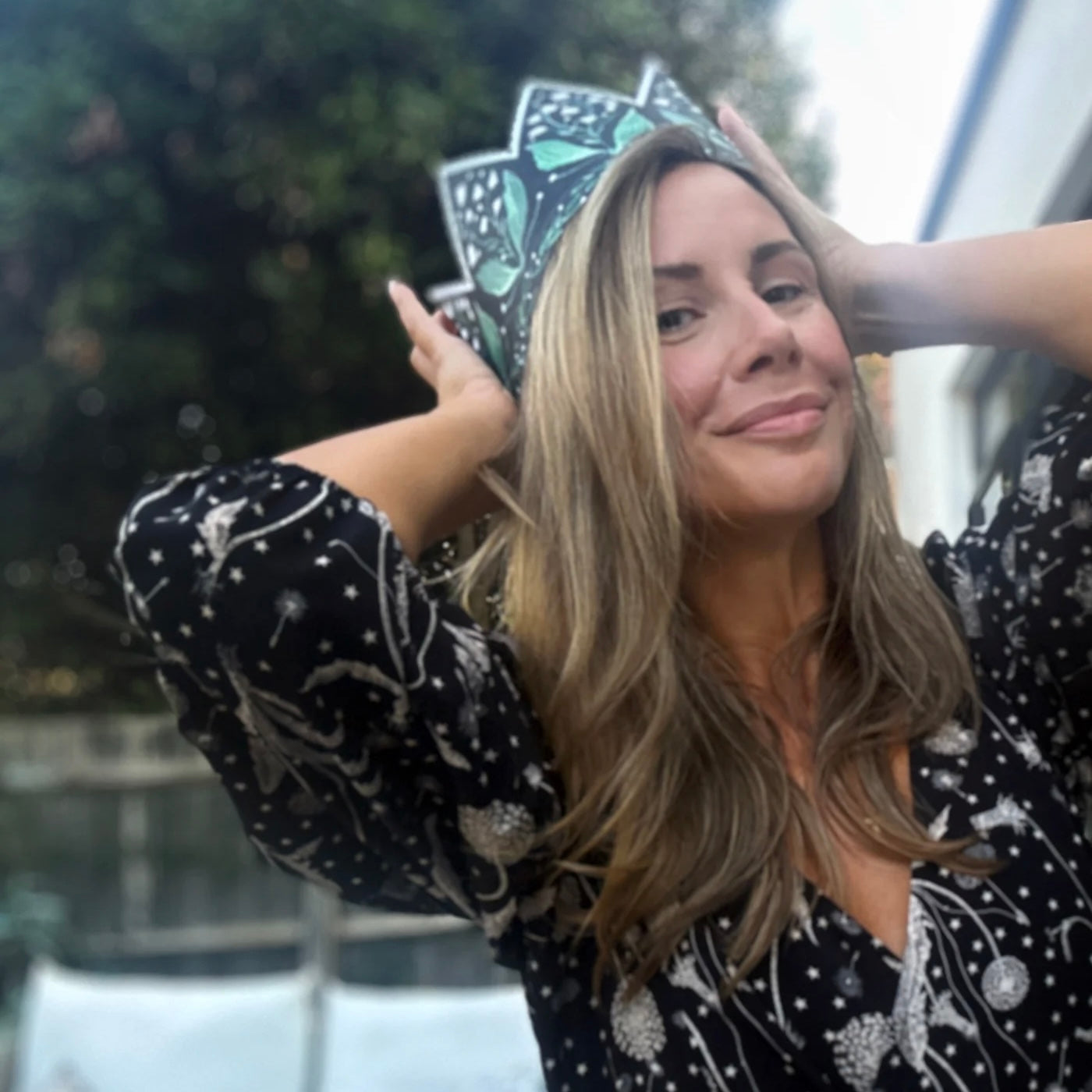 Botanical Party Hat Crown Card | Lily Of The Valley