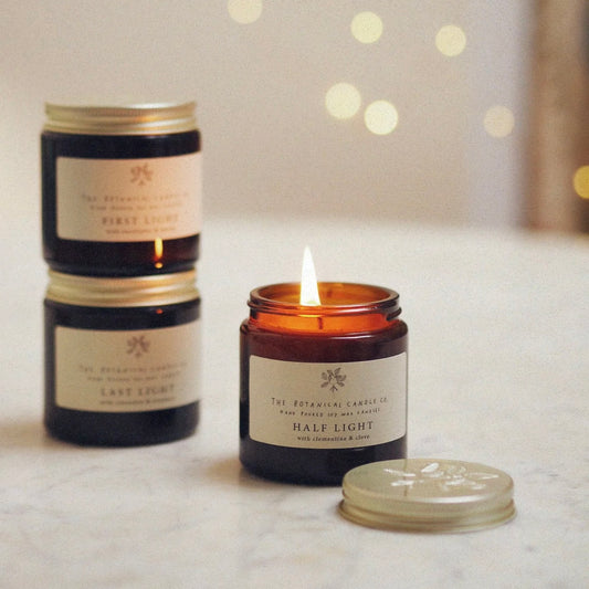 HALF LIGHT | Soy Wax Candle 120ml