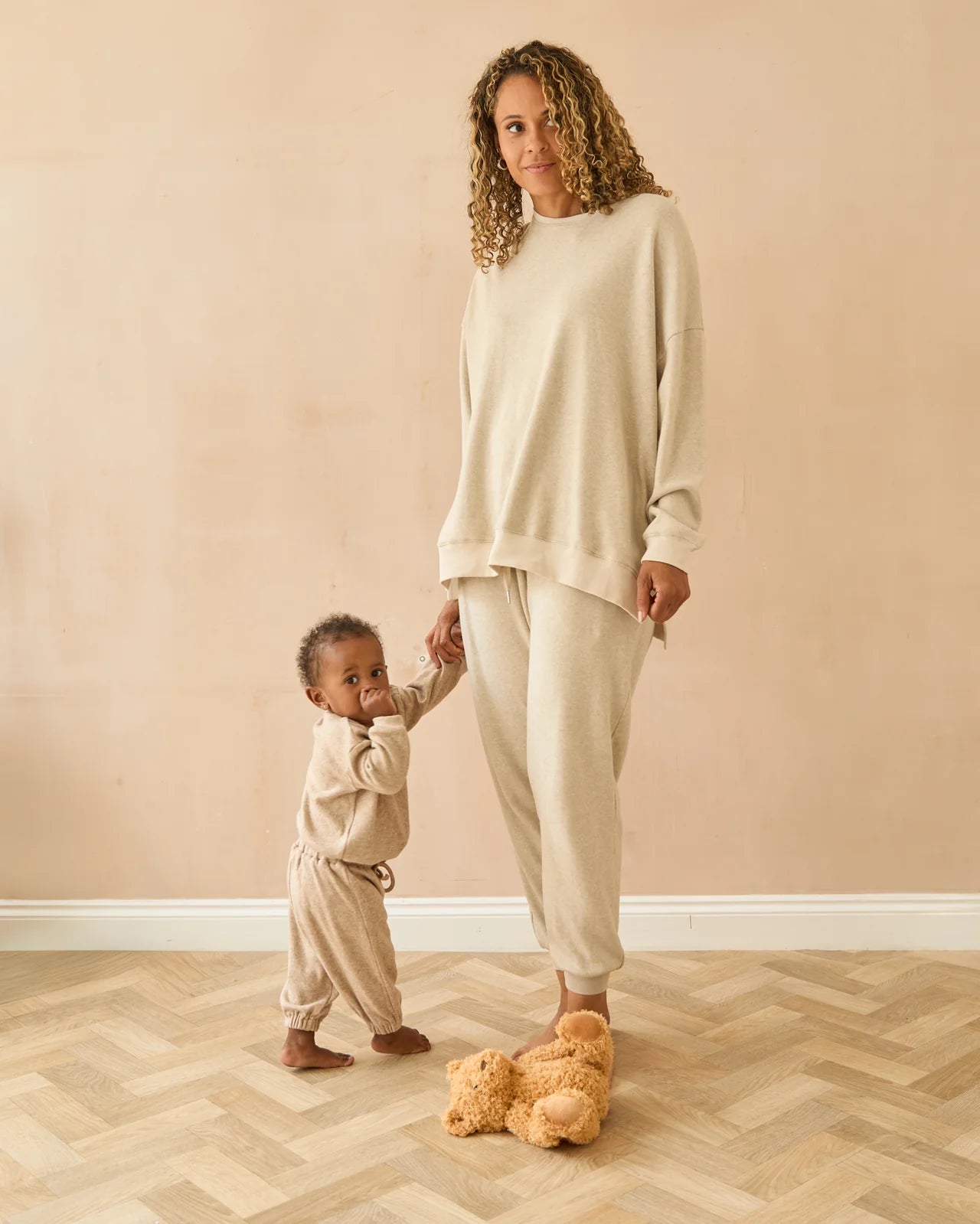 Chalk Rachel Sweatshirt | Beige