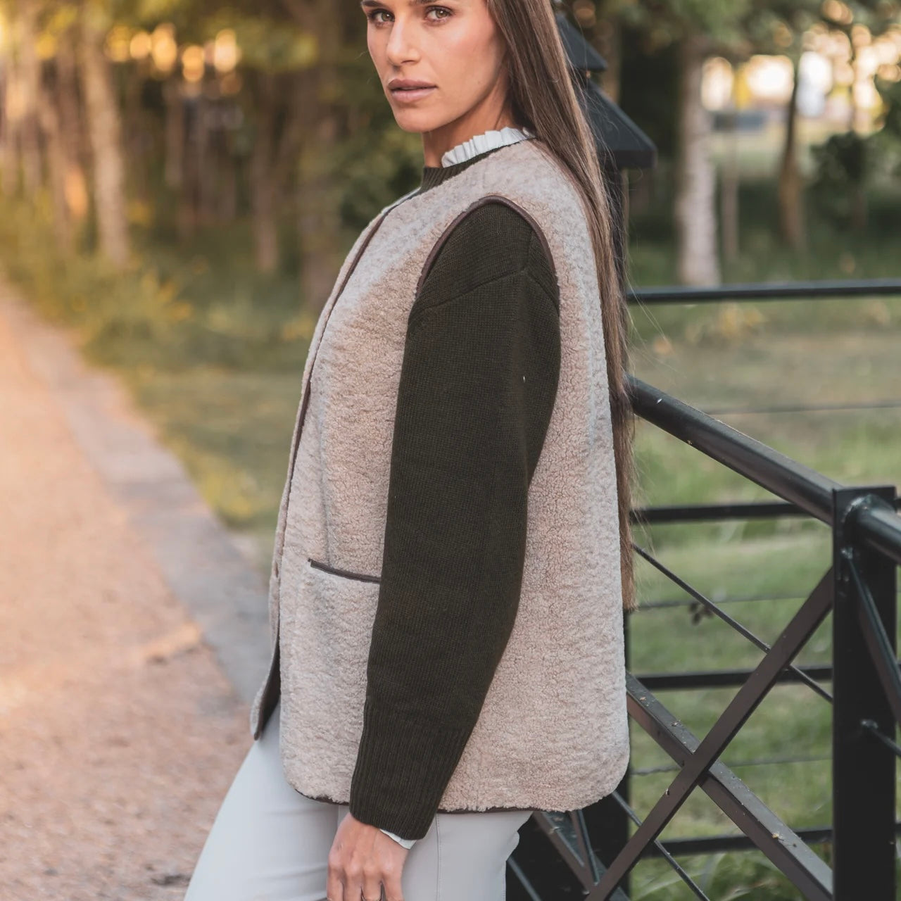 Abby Gilet | Oat