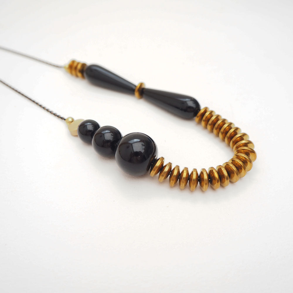 Consta Onyx + Spear Teardrops | Long Necklace