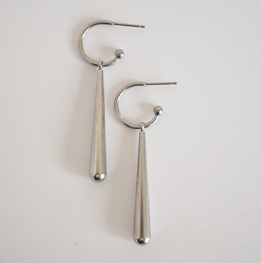 KIRA Long Teardrop Earrings | Silver