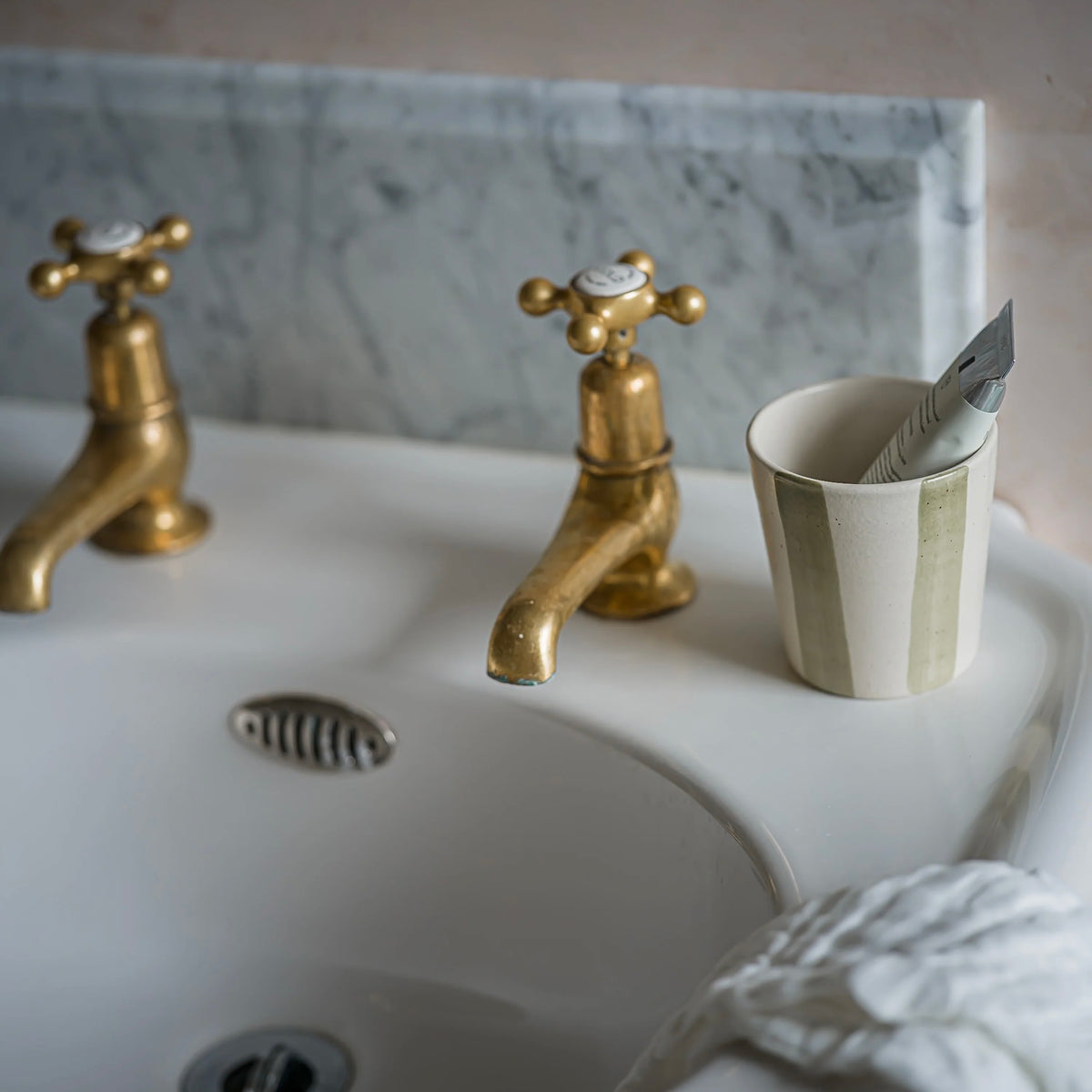 Boardwalk Washed Stripe Beaker | Fen Moss