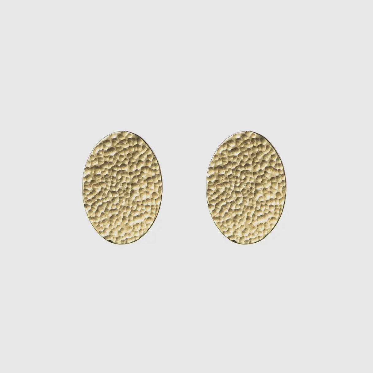 Asha Oval Medium Studs